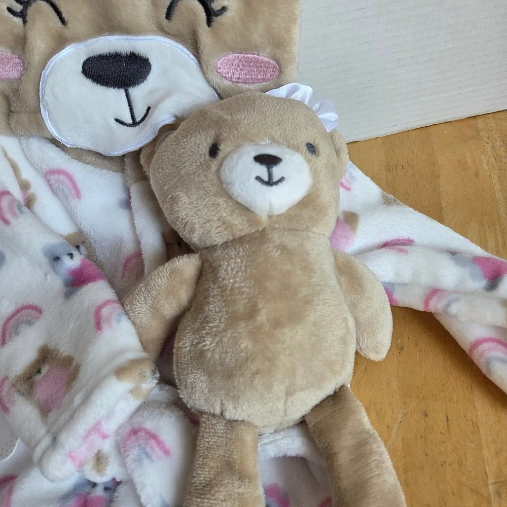 NEW Little Celebrity Two Piece Set Hooded Robe with Plush Teddy Bear Rainbows